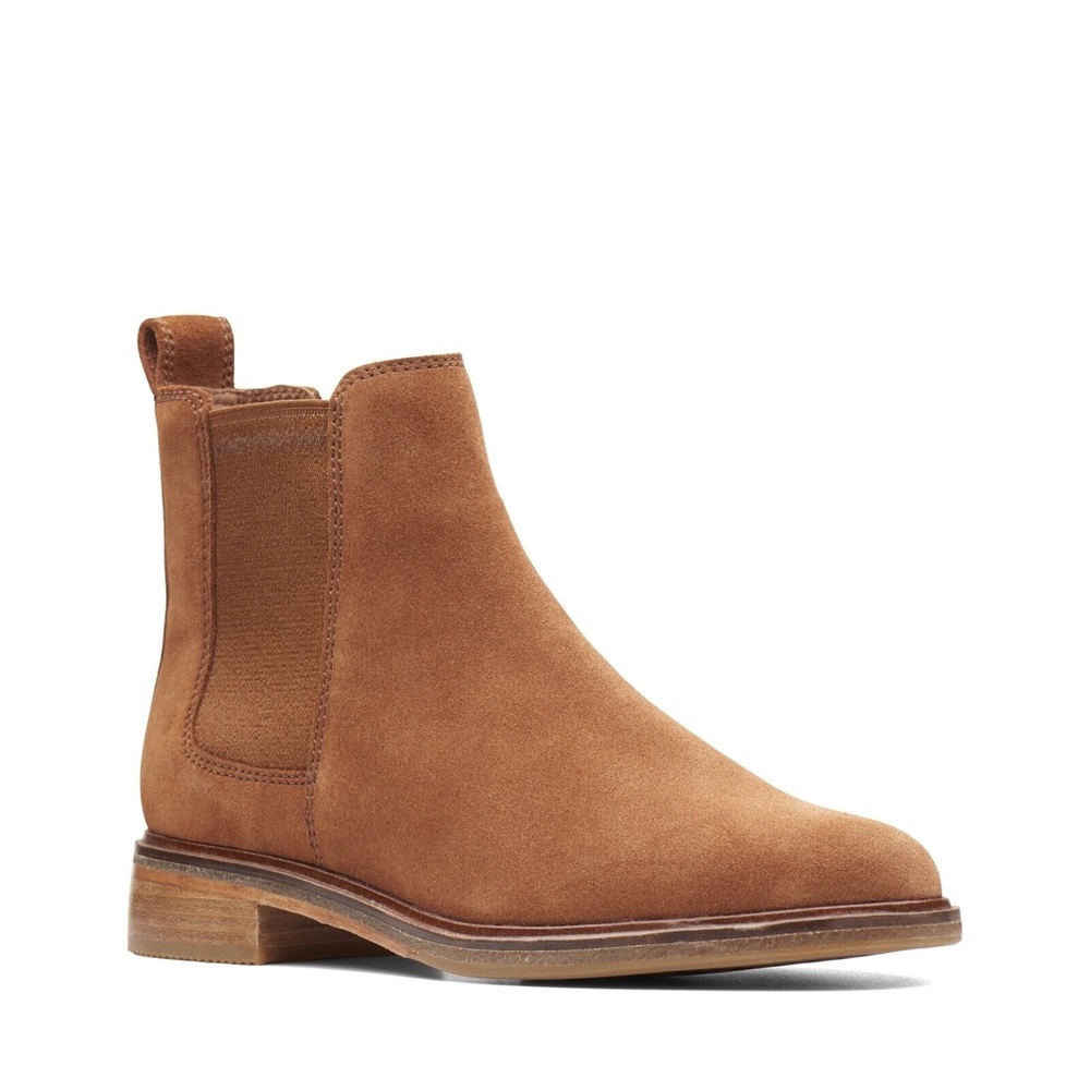 Clarks clarkdale brown suede Chelsea boots size 6